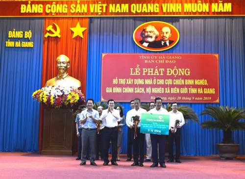 Hơn 700 ngôi nhà cho người có công, cựu chiến binh, hộ nghèo tại Hà Giang