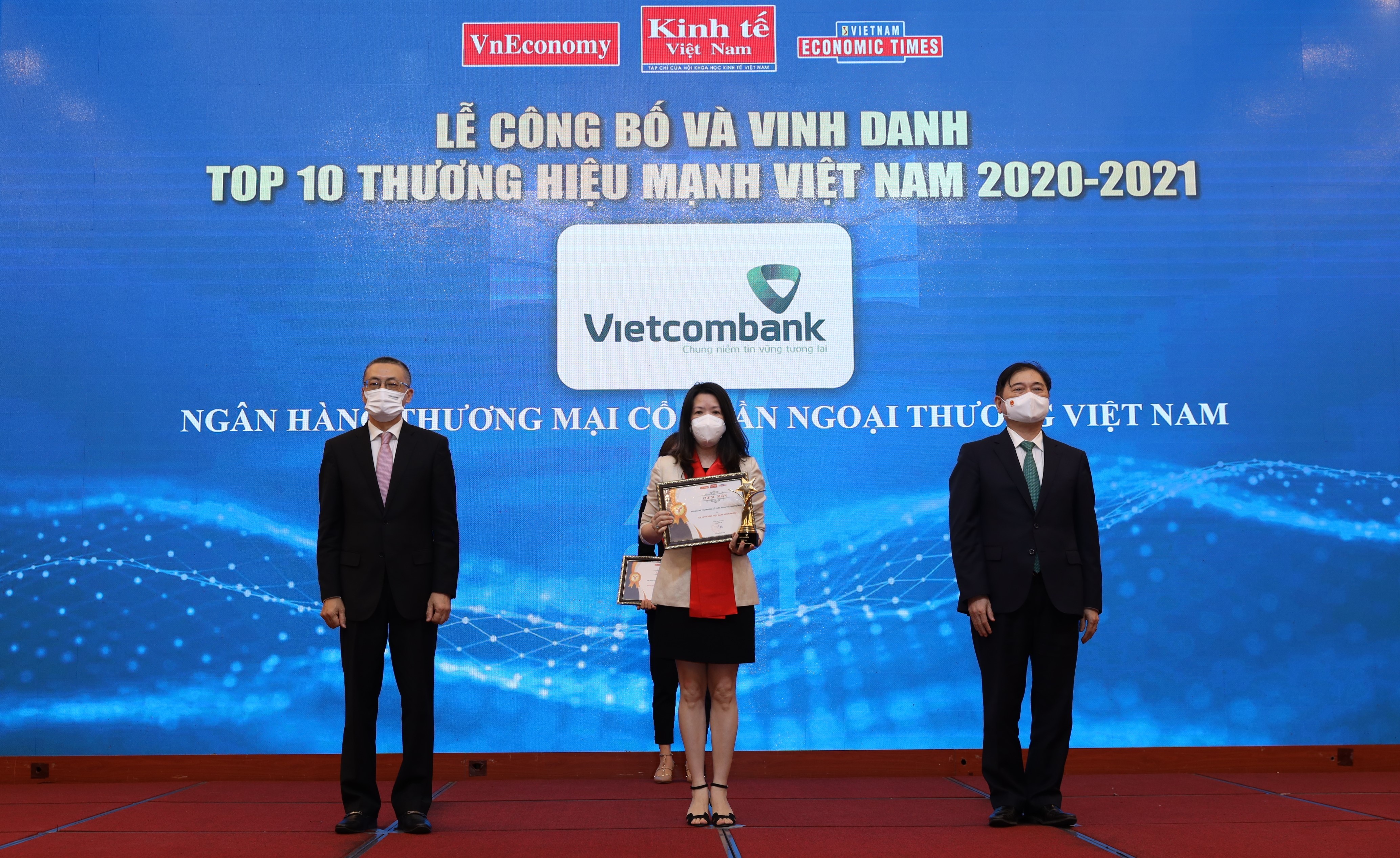 vietcombank top 10 thuong hieu manh viet nam nam 2020 2021