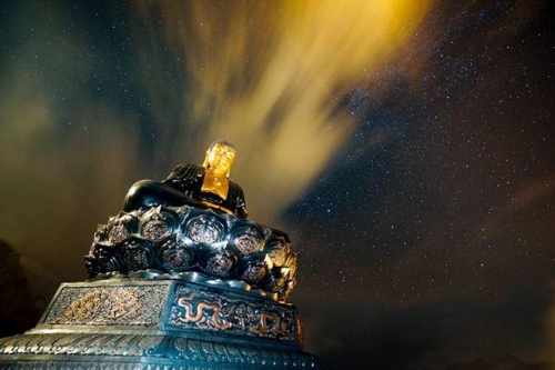 Vượt trùng mây, chiêm bái Đại tượng Phật trên đỉnh Fansipan