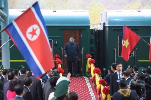 Chủ tịch Triều Tiên Kim Jong-un đến Việt Nam