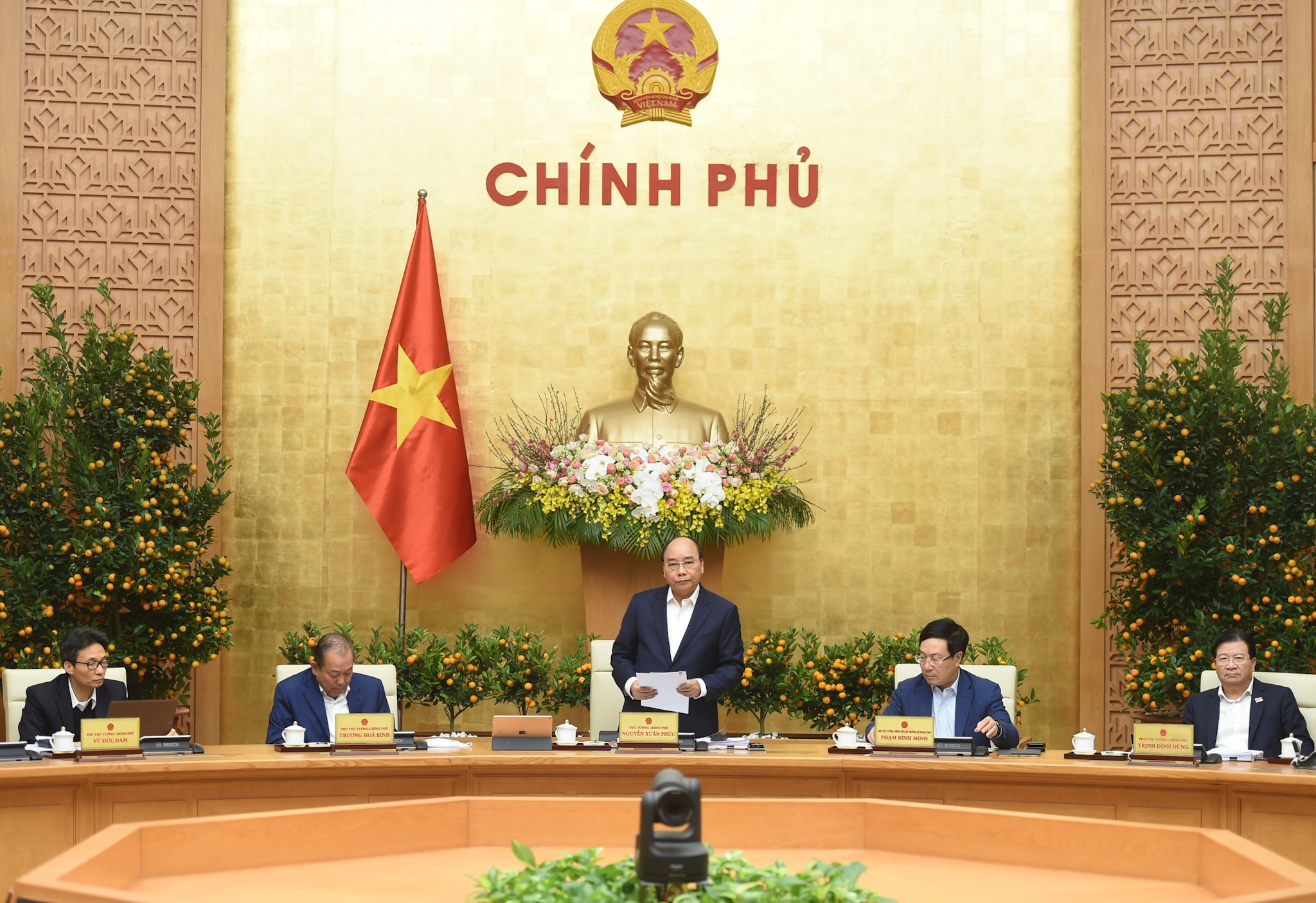 Thủ tướng chủ trì phiên họp Chính phủ đầu năm 2021