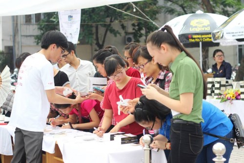 Hàng ngàn sinh viên tham dự “Ngày hội Sáng tạo Vì Khát vọng Việt 2015”