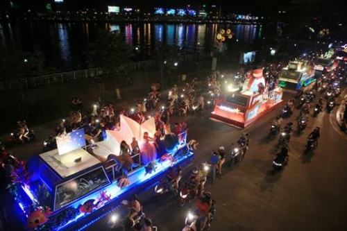 Tuần thứ 2, lễ hội đường phố Đà Nẵng tiếp tục chinh phục du khách