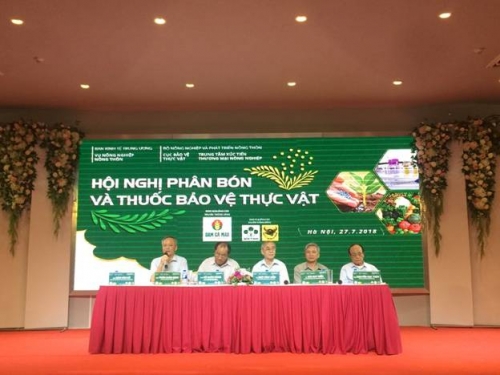 Việt Nam mất 700 triệu USD/năm cho thuốc bảo vệ thực vật