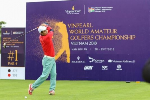 Cựu danh thủ Nguyễn Hồng Sơn so gậy tại Vinpearl WAGC Vietnam 2018