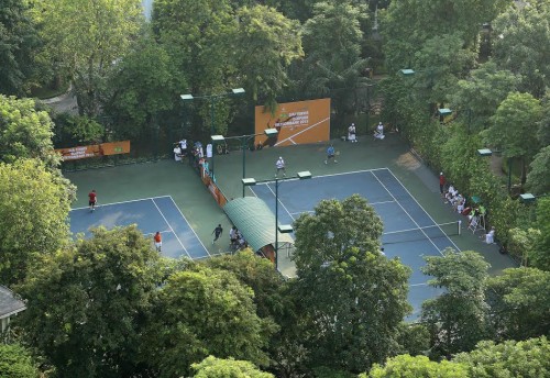 Nhiều bất ngờ kịch tính ở giải Tennis Ecopark Vietcombank 2015