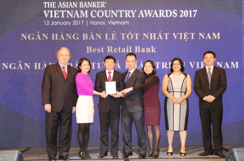 BIDV nhận giải thưởng 'Ngân hàng bán lẻ tốt nhất Việt Nam' lần thứ 3 liên tiếp