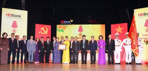 HDBank đón nhận Huân chương Lao động hạng Nhì: Phần thưởng xứng đáng