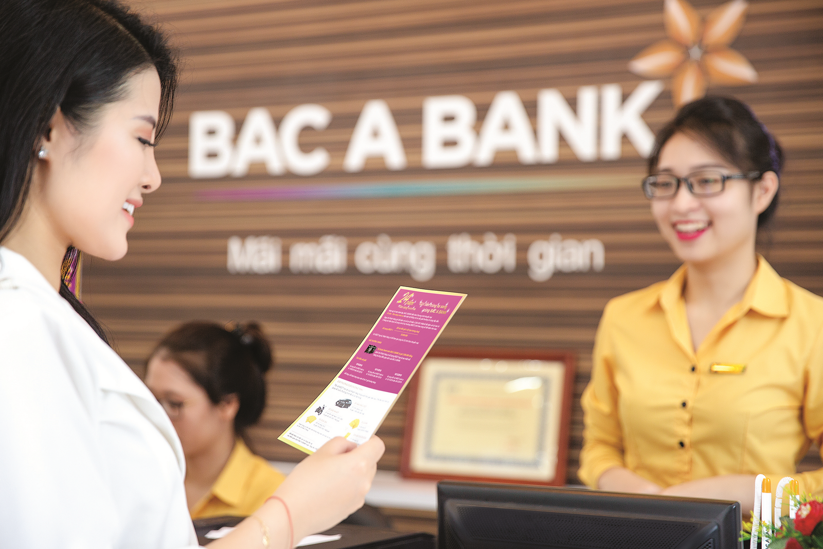 BAC A BANK trong nỗ lực trở thành “ngân hàng toàn dân”