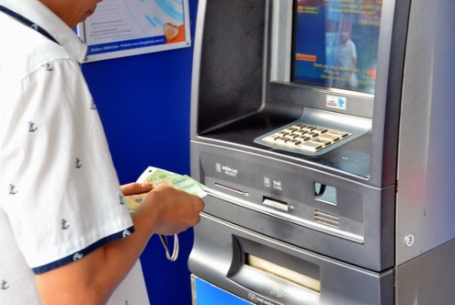 Giám sát chặt mức tồn quỹ ATM, đáp ứng tối đa nhu cầu giao dịch trong dịp Tết