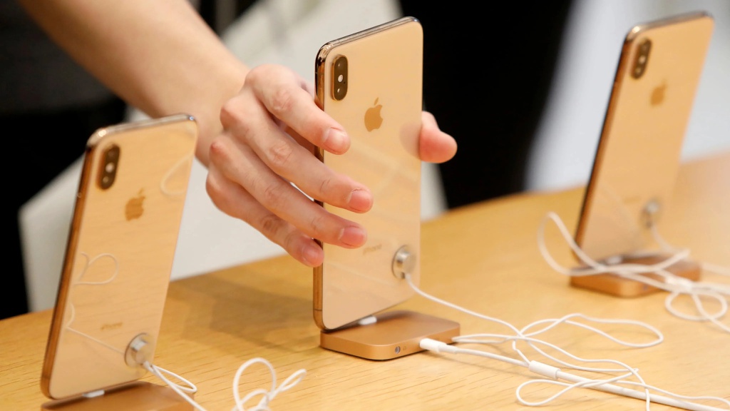 iPhone xách tay sắp hết hàng để bán vì virus corona