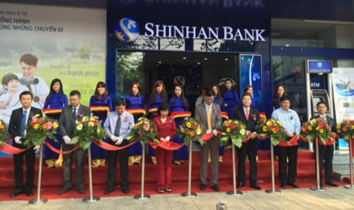 Lần đầu tiên Shinhan Bank bổ nhiệm giám đốc người Việt