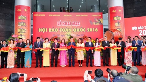 Khai mạc Hội báo toàn quốc 2016