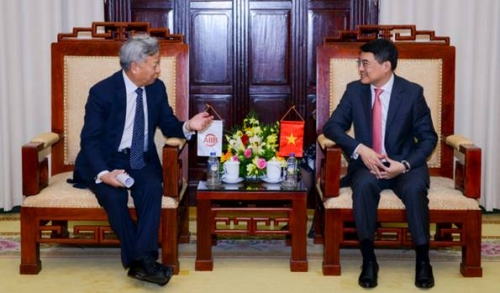 Thống đốc Lê Minh Hưng tiếp Chủ tịch AIIB