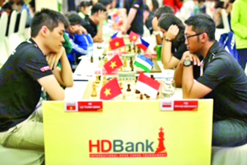 HDBank lấn sâu vào cờ vua: Người lữ hành... kỳ dị