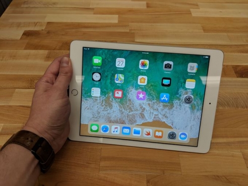 Ảnh thực tế iPad giá rẻ mới ra mắt