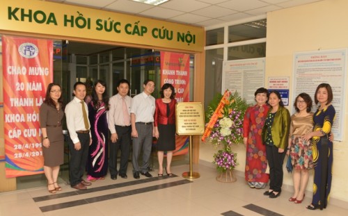Vietcombank tài trợ 5,2 tỷ đồng cho Bệnh viện Xanh Pôn