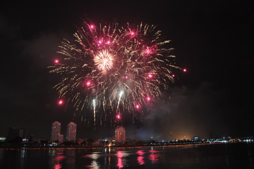 Đại tiệc ánh sáng trên sông Hàn