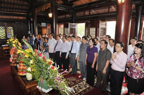 Ngành NH hỗ trợ sửa chữa, nâng cấp nhà trẻ, nhà văn hoá thôn tại Tuyên Quang