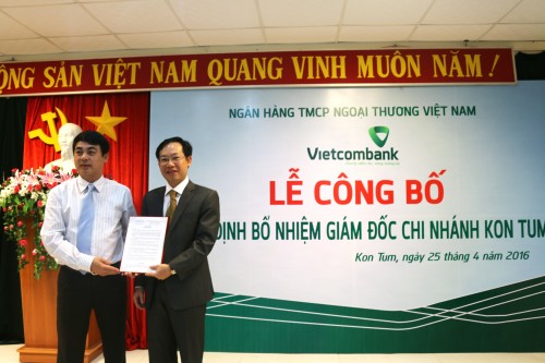 Vietcombank bổ nhiệm giám đốc Chi nhánh Kon Tum