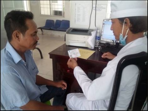 PAPI 2016: Người dân hài lòng hơn với bảo hiểm y tế công lập