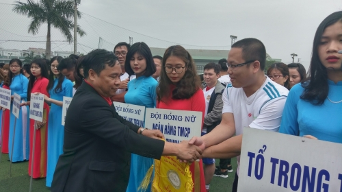Khai mạc Cúp bóng đá Mùa xuân ngành Ngân hàng Hà Nội 2018