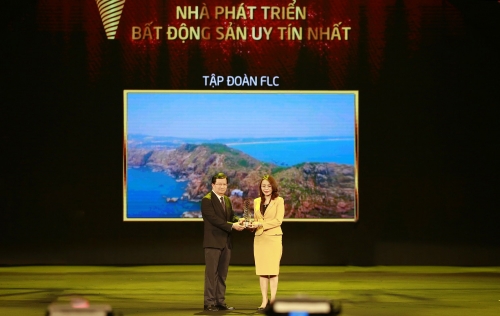 Tập đoàn FLC đoạt giải Nhà phát triển bất động sản uy tín nhất Việt Nam năm 2018