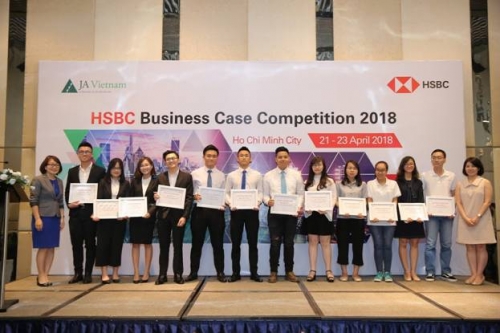 RMIT đại diện Việt Nam tham gia cuộc thi Giải quyết tình huống kinh doanh khu vực
