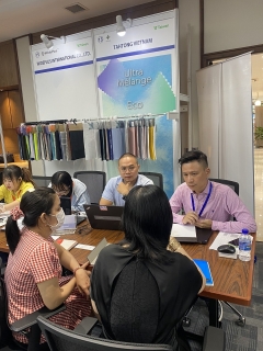 Có khoảng 300 cuộc giao thương tại Triển lãm xúc tiến ngành dệt may Việt Nam - Đài Loan 2021