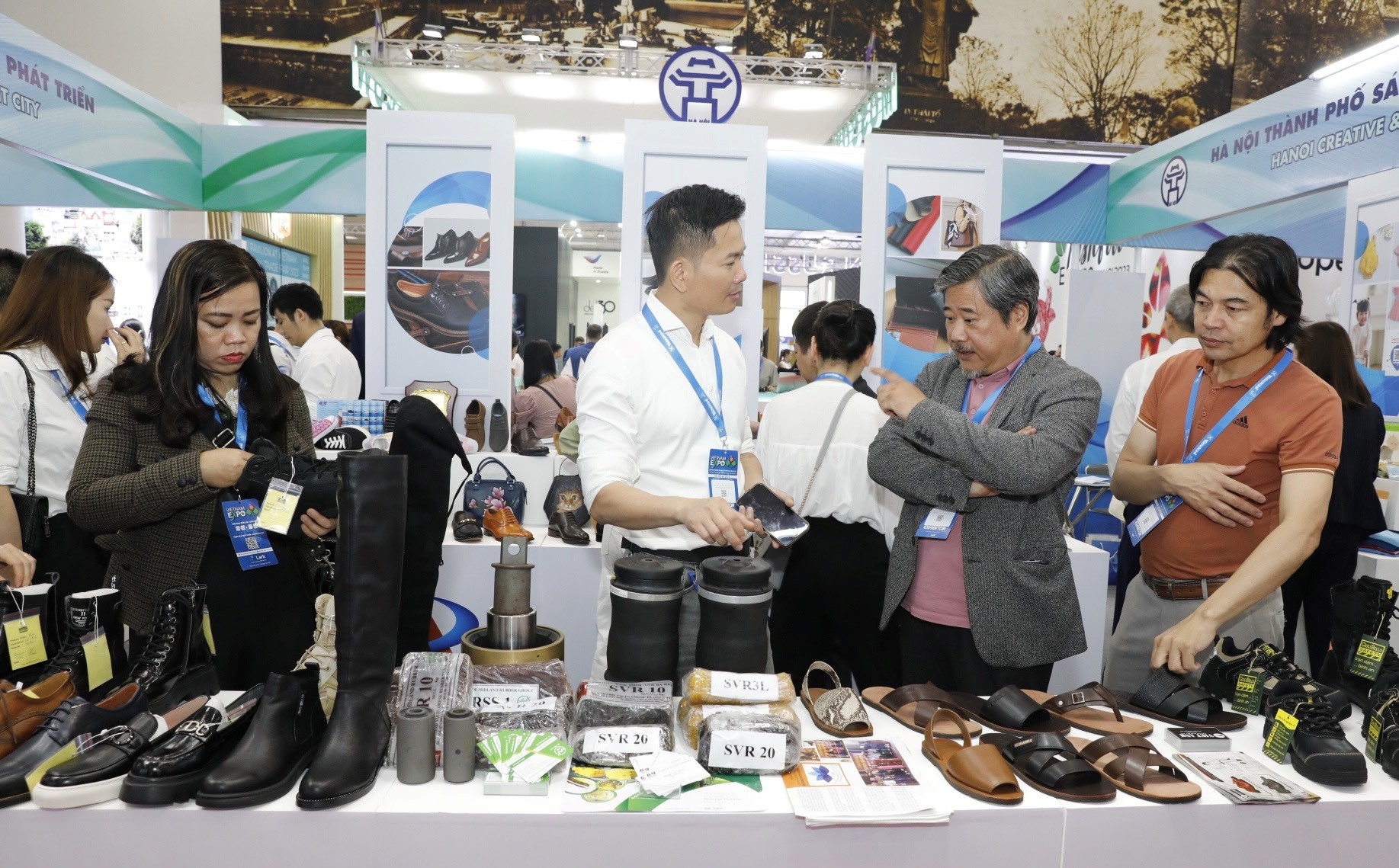 Khai mạc Hội chợ thương mại quốc tế Việt Nam lần thứ 32