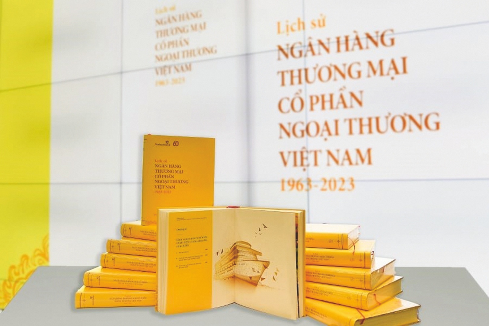 Ra mắt sách về lịch sử Vietcombank
