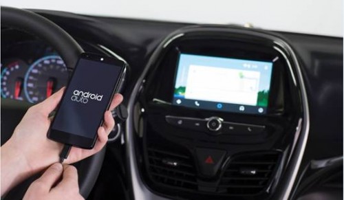 Chevrolet dẫn đầu về ứng dụng Android Auto và Apple CarPlay