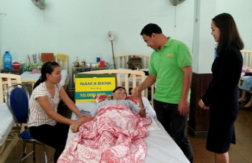 Nam A Bank “tiếp sức hồi sinh” cho bệnh nhân nghèo