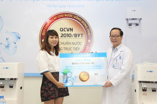 Karofi Việt Nam tặng 30 triệu lít nước tinh khiết cho các bệnh viện
