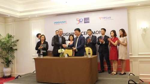 TPBank nhận hạn mức tài trợ thương mại 30 triệu USD từ ADB