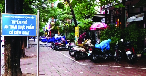 Thí điểm xây dựng tuyến phố ATTP có kiểm soát tại Hà Nội: Quyết tâm triển khai, nhân rộng