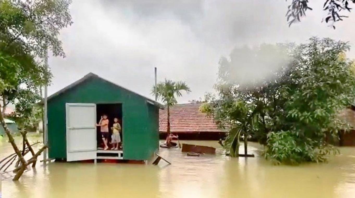 UNDP cam kết xây dựng thêm 1.450 căn nhà chống bão, lụt tại Việt Nam