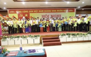 NHNN Hà Tĩnh: Tổ chức Hội nghị điển hình tiên tiến giai đoạn 2010-2015