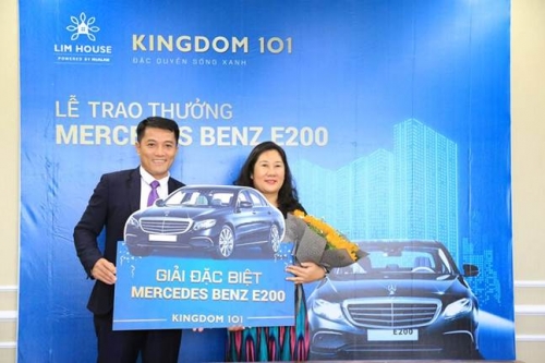 Khách hàng đặt chỗ dự án Kingdom 101 trúng thưởng Mercedes Benz E200