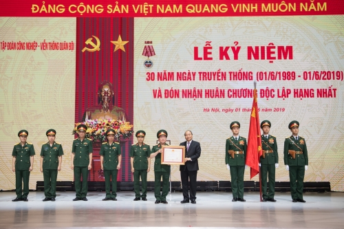 Tập đoàn Viettel vinh dự nhận Huân chương Độc lập hạng Nhất