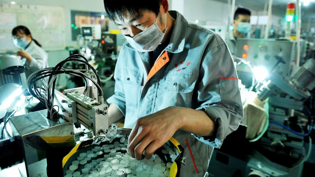 Hoạt động sản xuất ở Trung Quốc vẫn ảm đạm