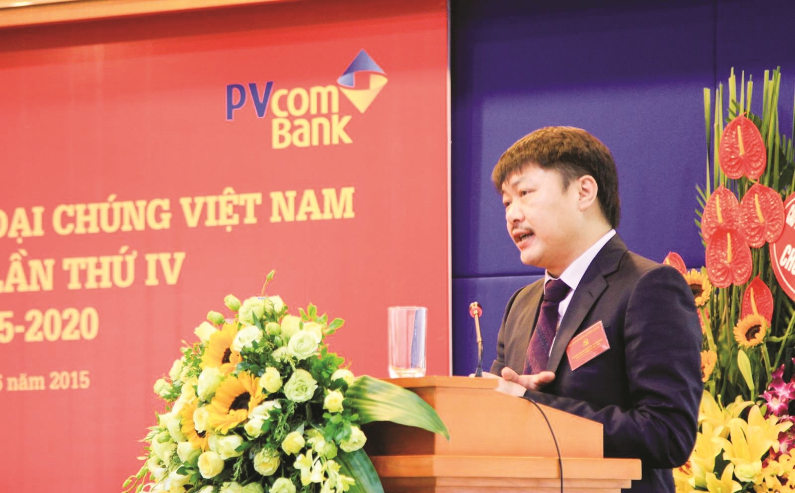 Đảng bộ PVcomBank với mục tiêu xây dựng PVcomBank trở thành ngân hàng hàng đầu tại Việt Nam