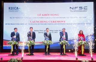 Hỗ trợ xây dựng hệ thống cảnh báo sớm cho thị trường tài chính Việt Nam