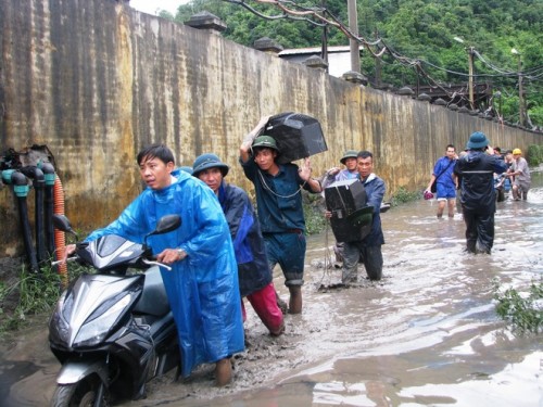 Khẩn trương khắc phục hậu quả mưa lũ tại tỉnh Quảng Ninh