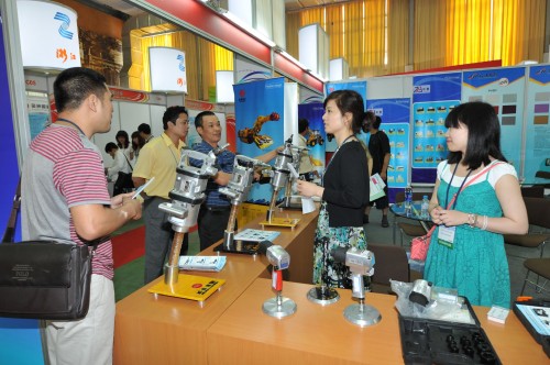 Gần 100 DN tham gia Hội chợ Hàng Xuất khẩu Chiết Giang tại Hà Nội