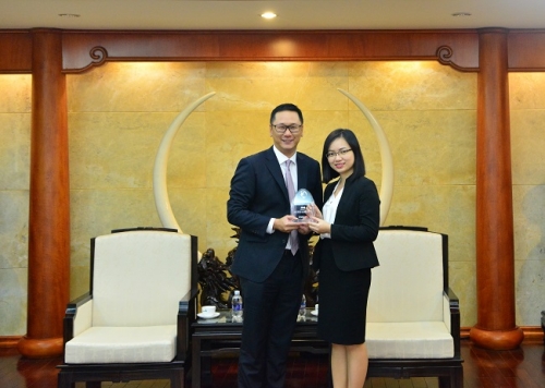 Vietcombank được trao giải thưởng về tỷ lệ điện đạt chuẩn STP