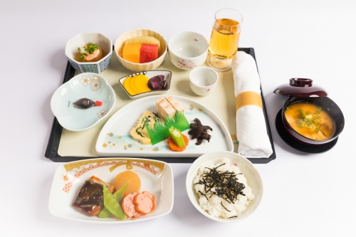 Trải nghiệm suất ăn phong cách Nhật của Vietnam Airlines