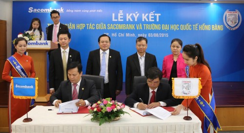 Sacombank hợp tác với Trường Đại học Quốc tế Hồng Bàng