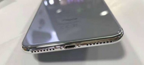 Rò rỉ mô hình iPhone 7s Plus với mặt lưng kính bóng loáng