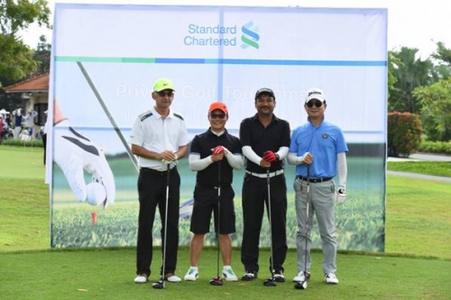 Standard Chartered Việt Nam mang ưu đãi chơi golf đến khách hàng